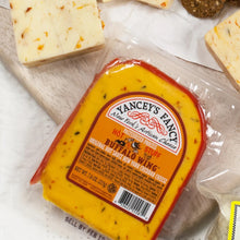Load image into Gallery viewer, Hot Buffalo Wing Cheddar Cheese
