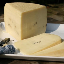 Load image into Gallery viewer, Pecorino Siciliana DOP Cheese with Pepper