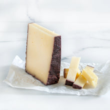 Load image into Gallery viewer, Ubriaco al Vino Cheese