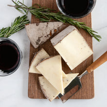 Load image into Gallery viewer, Sottocenere al Tartufo Cheese