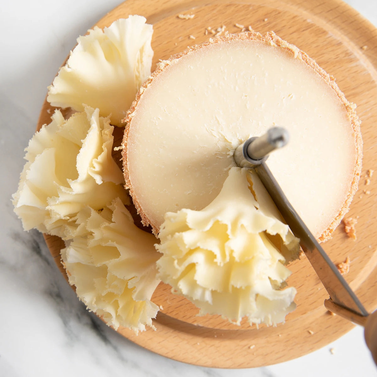 Tête De Moine – a fruity, robust, cow's milk cheese