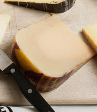 Load image into Gallery viewer, Roomkaas Double Cream Gouda Cheese