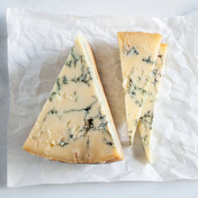 Load image into Gallery viewer, Tuxford & Tebbut Blue Stilton DOP Cheese