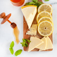 Load image into Gallery viewer, Wensleydale Cheese with Lemon and Honey