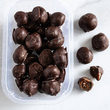 Load image into Gallery viewer, ChocoHigos Dark Chocolate Dipped Figs
