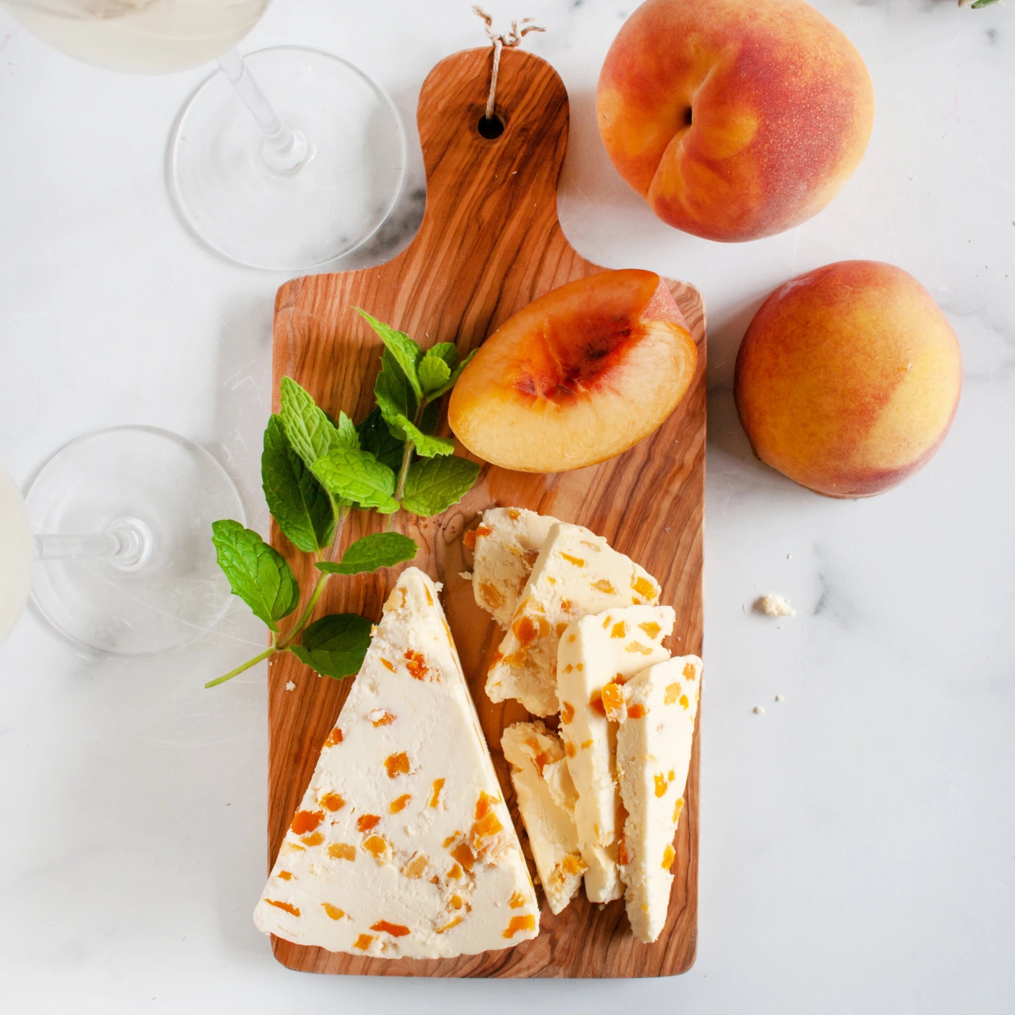 Thistle Hill White Stilton DOP Cheese with Fruit – Honey + Harp